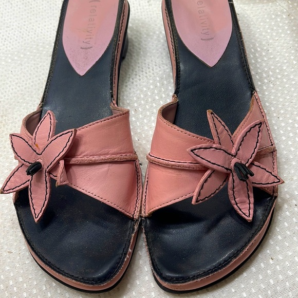 Relativity Pink Leather Slip On Sandal 8.5 Black Stitching (5) - Picture 1 of 6